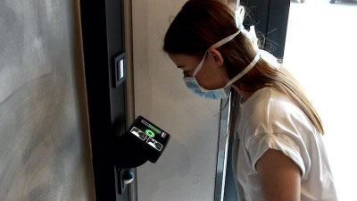 Safe and rapid body temperature scanning